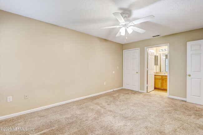 Building Photo - 8448 Kona Ave