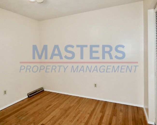 Building Photo - 532 Dussel Dr