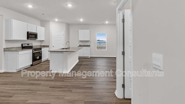 Building Photo - 319 Murphy Ln