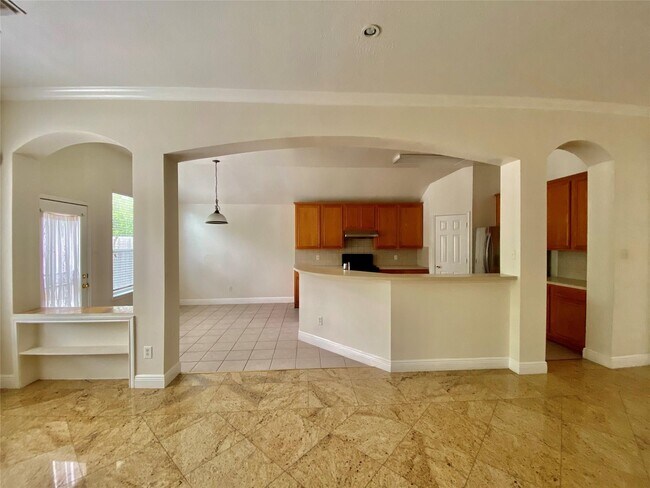 Building Photo - 10323 Stanbrook Dr