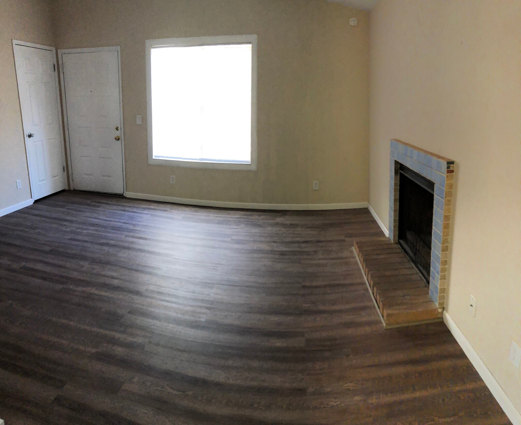 Building Photo - 2524 Winchester Dr