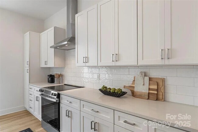 Building Photo - 5007 Nimes Rd