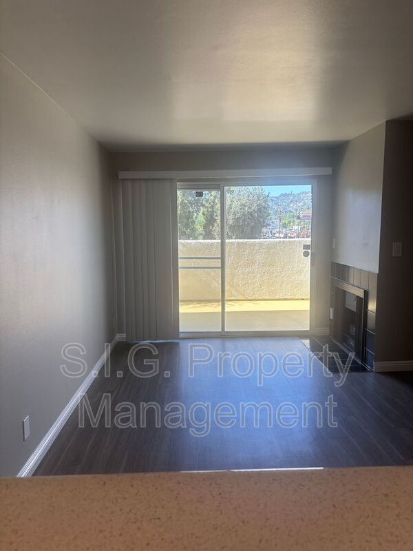 Building Photo - 4500 Laurel Canyon Blvd