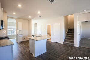 Building Photo - 4925 Practice Grn