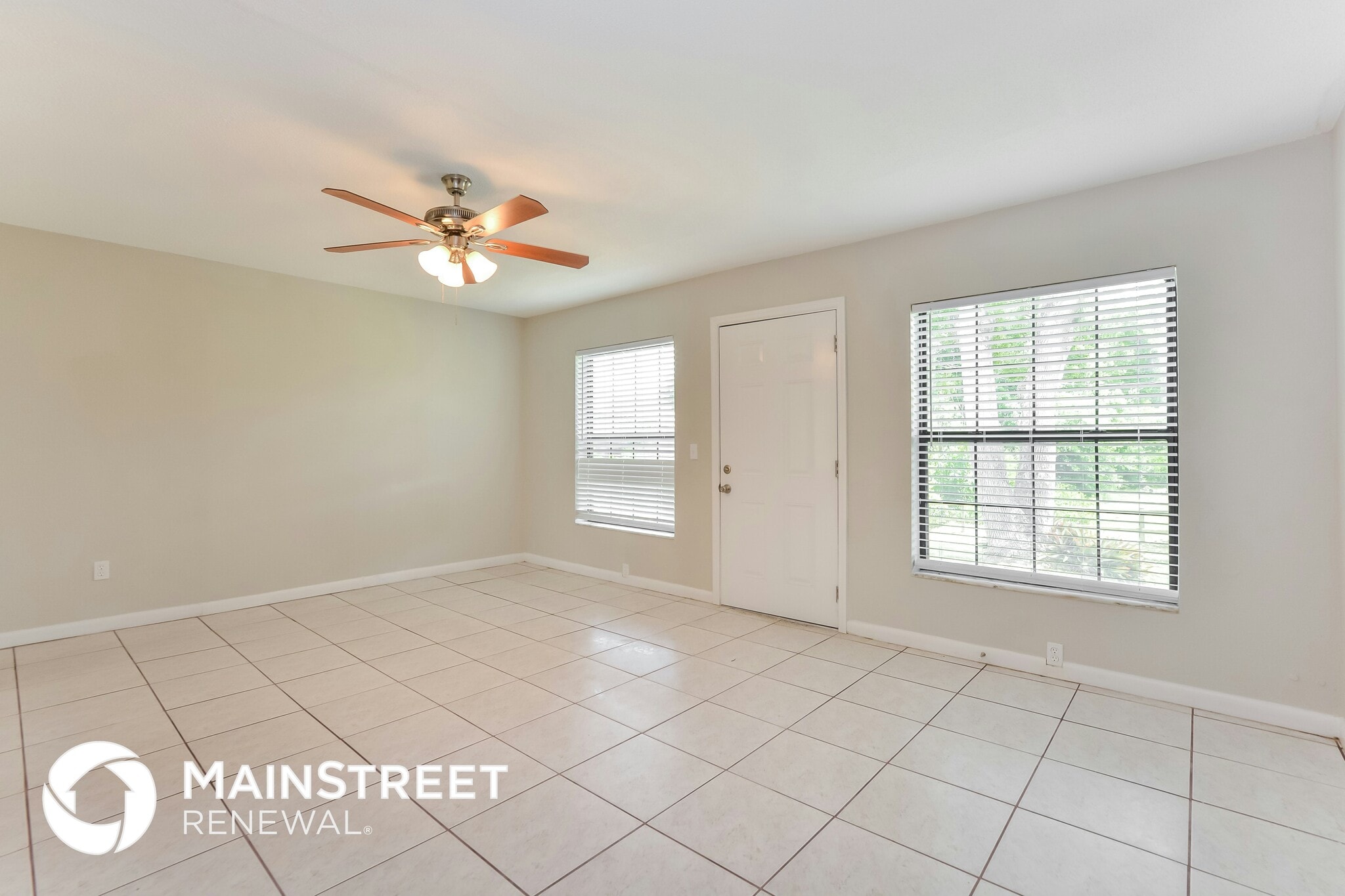 Building Photo - 1679 April Ave