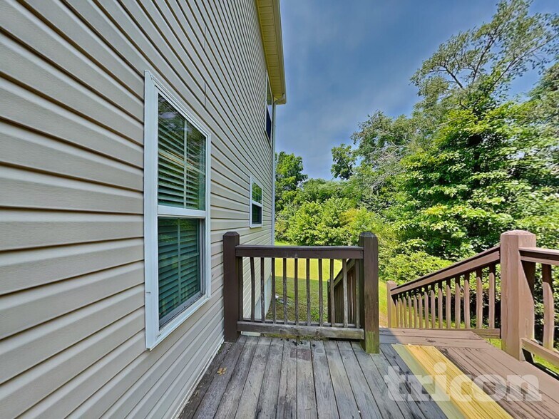 Building Photo - 2635 Brookgate Crossing