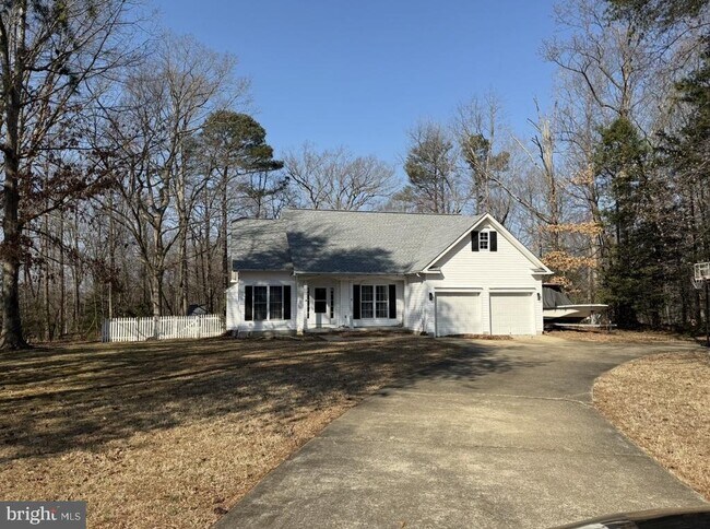 Building Photo - 2492 N Independence Dr