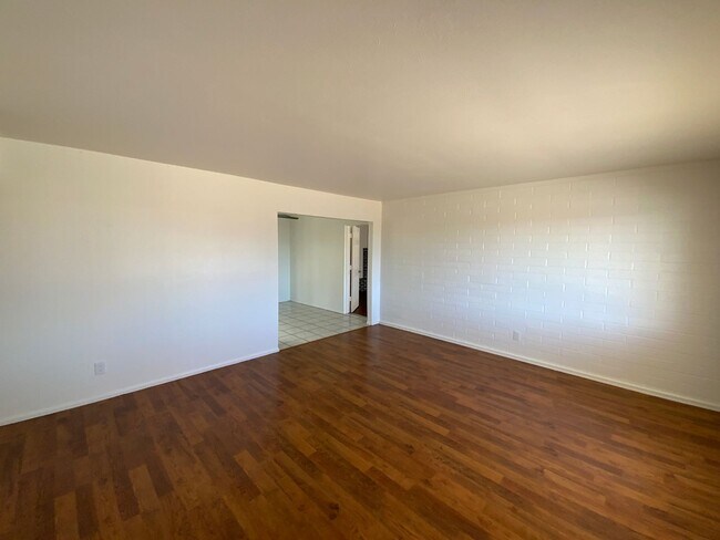 Building Photo - 5 Bedroom Single Story Home Available Near Snow Vista Blvd SW & Gibson Blvd!