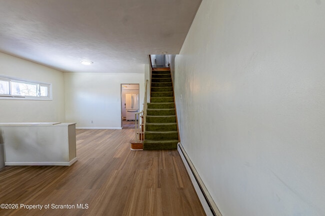 Building Photo - 16 Ralph St