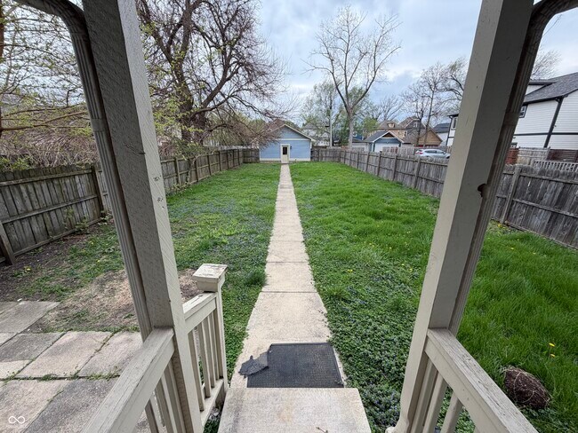 Building Photo - 2516 N College Ave