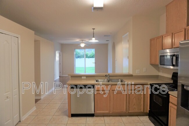 Building Photo - 13156 Social Ln