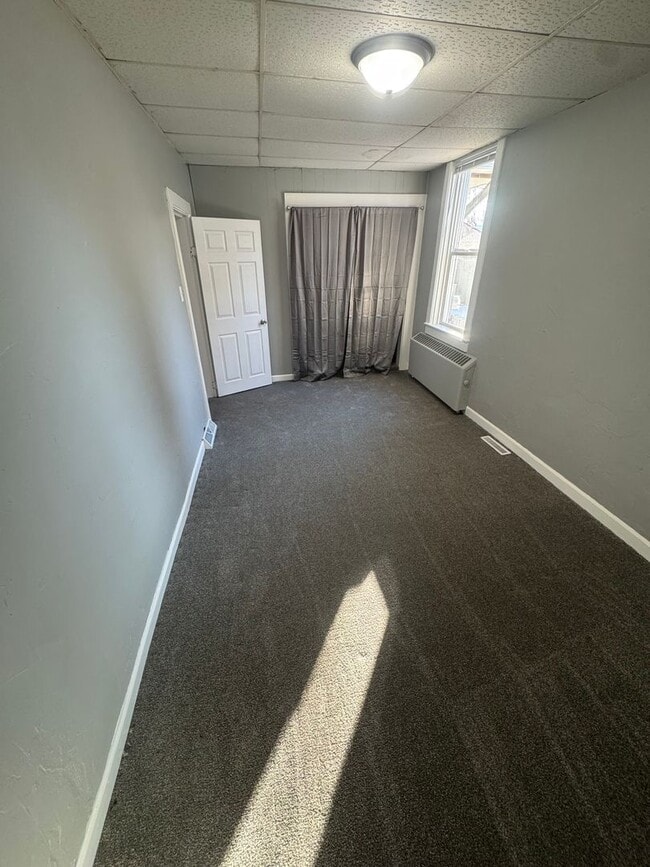 Building Photo - 1821 Shawano Ave