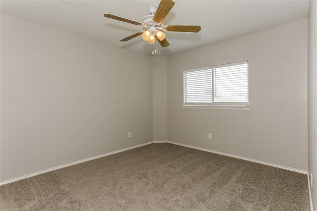 Building Photo - 409 Dogwood Trail
