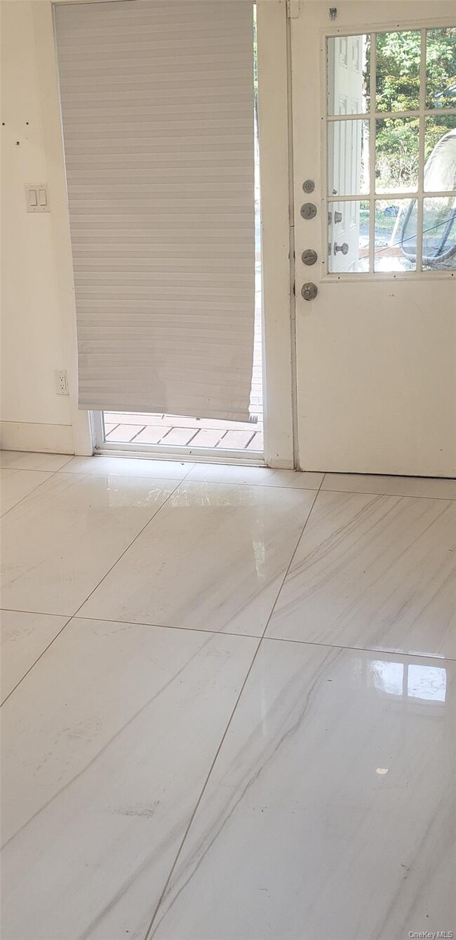 Building Photo - 151 Michigan Rd