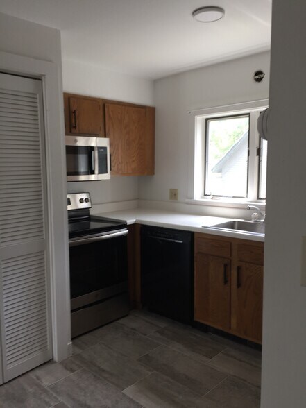 Building Photo - 7 High St