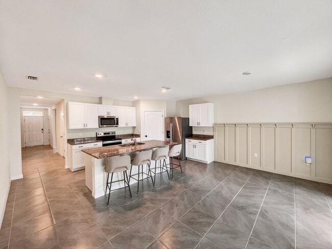 Building Photo - 13 Melogold Dr