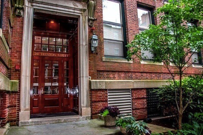 Building Photo - 20 Tileston St
