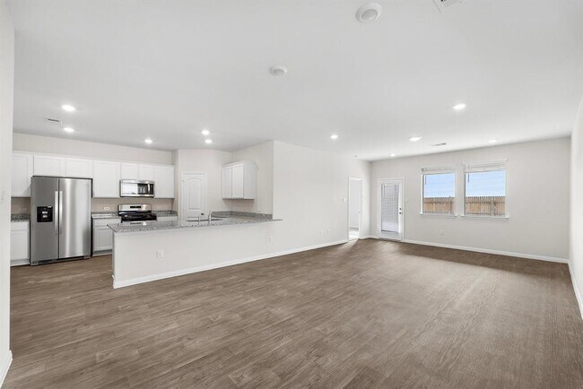 Building Photo - 225 Caddo Bnd