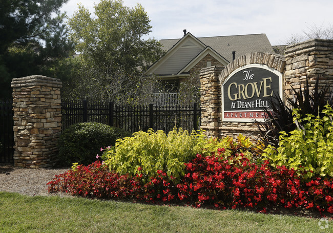 Building Photo - The Grove at Deane Hill