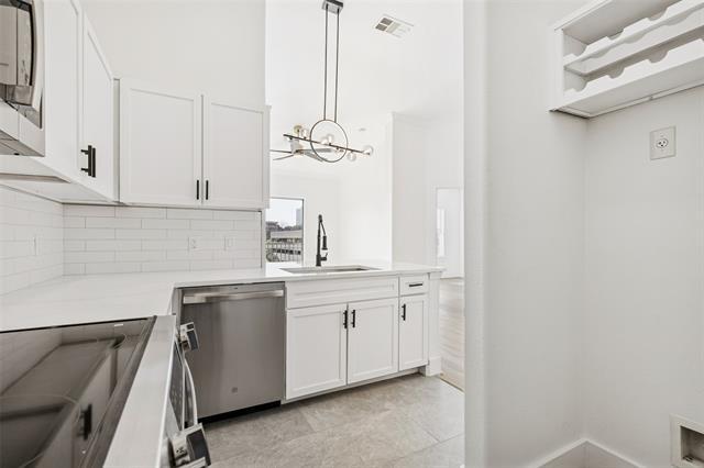 Building Photo - 330 Las Colinas Blvd E