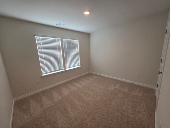 Building Photo - 1745 Lawder Cir
