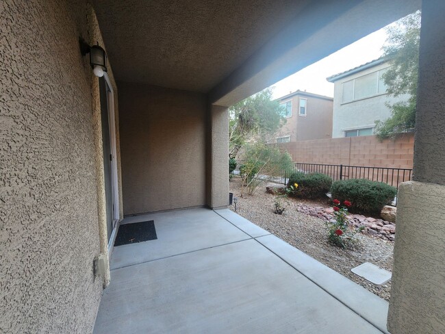 Building Photo - Beautiful Southwest Home in Las Vegas