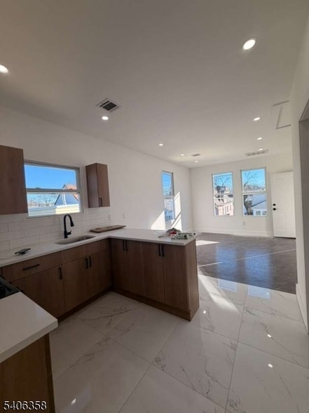 Building Photo - 69 Brookdale Ave