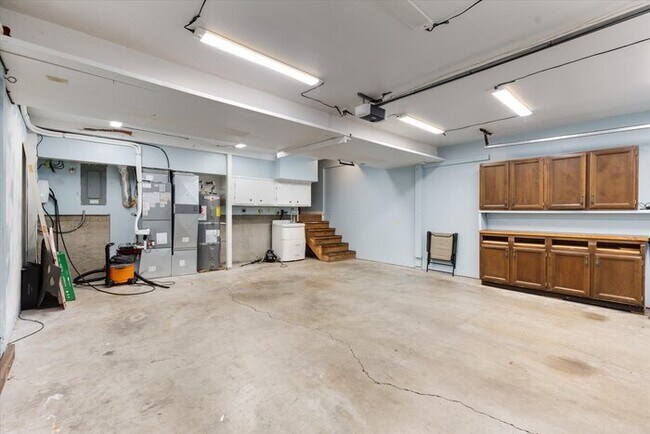 Building Photo - RIVERFRONT CONDO IN LONGVIEW