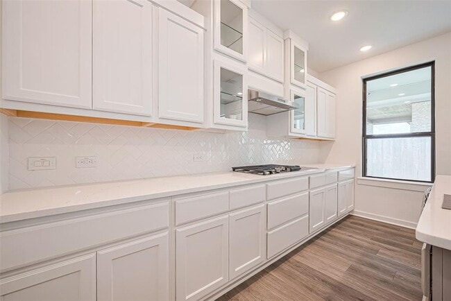 Building Photo - 12331 Palmetto Dr