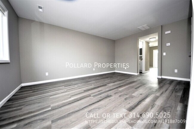 Building Photo - 210 Arlington Way