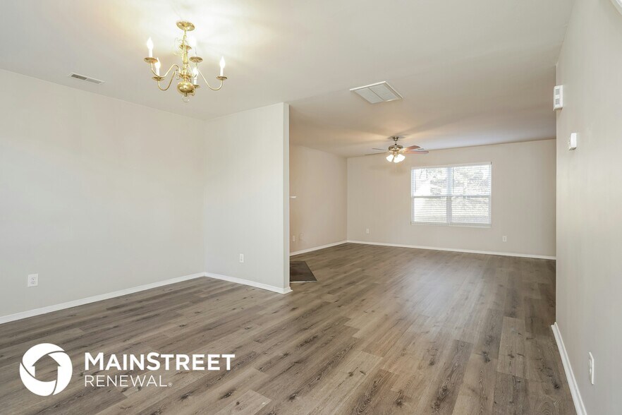 Building Photo - 4460 Westhill Pl