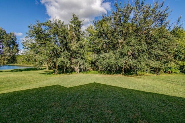 Building Photo - 9853 Portofino Dr