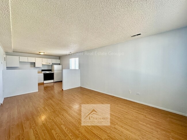 Building Photo - 6663 Provincial Dr