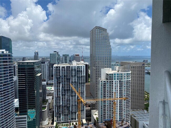 Building Photo - 465 Brickell Ave