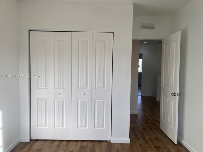 Building Photo - 21479 NW 14th Ct