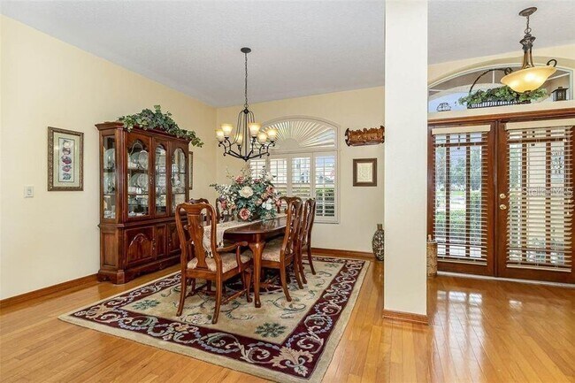 Building Photo - 10001 Highland Woods Ct