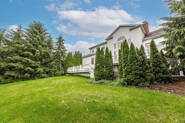 Building Photo - 4930 Brooksview Cir