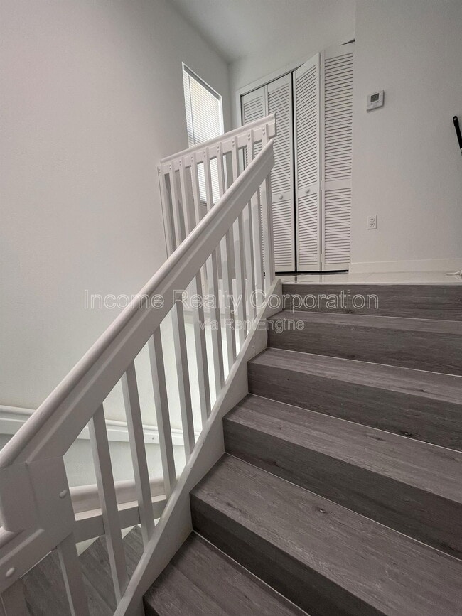 Building Photo - 21230 SW 119th Ave