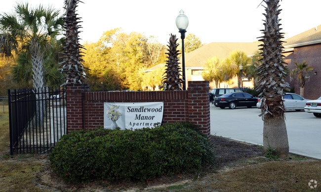 Building Photo - Sandlewood Manor Apartments