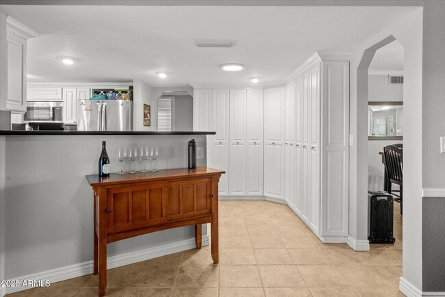 Building Photo - 3150 S Revere Cir
