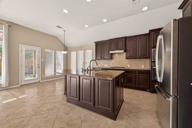 Building Photo - 13612 Evening Wind Dr