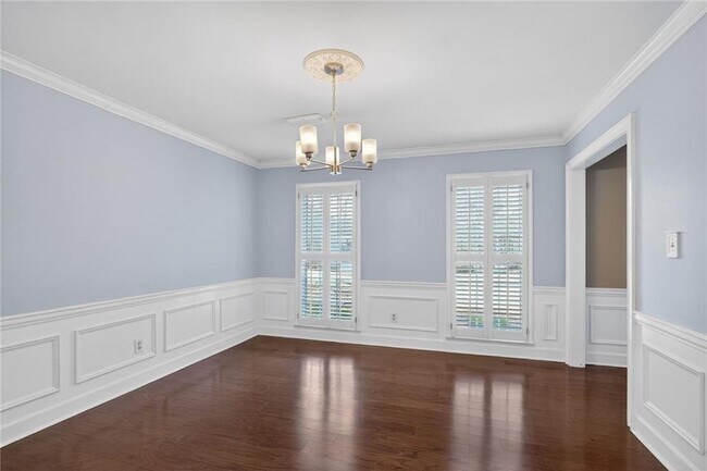 Building Photo - 5340 Tally Green Dr