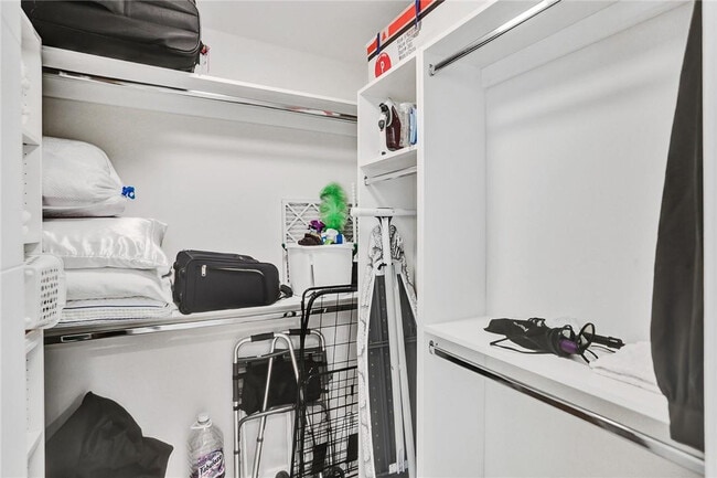 Building Photo - 5200 N Ocean Blvd