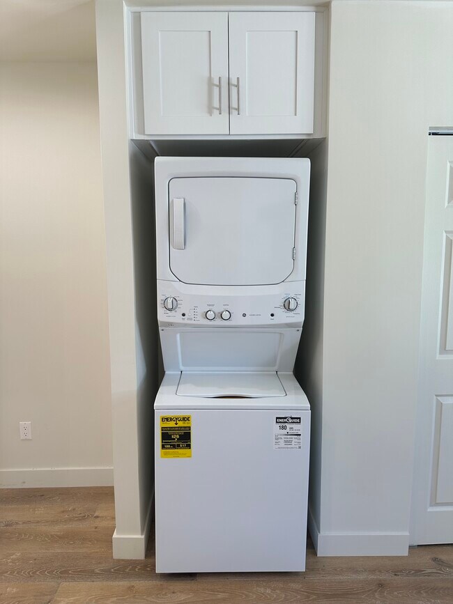 Building Photo - 10206 Erie St