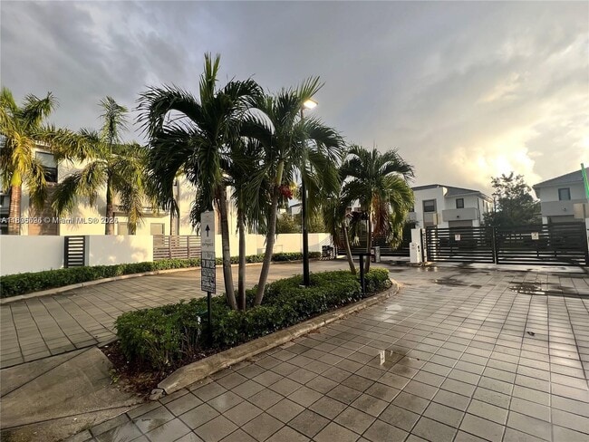 Building Photo - 11745 SW 106th Terrace