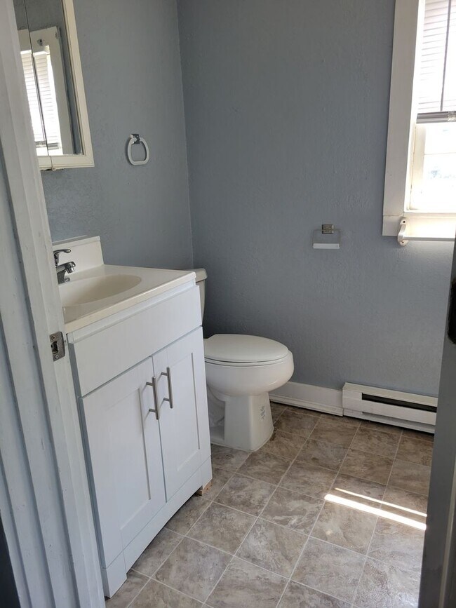 Building Photo - 309 W Williams Street