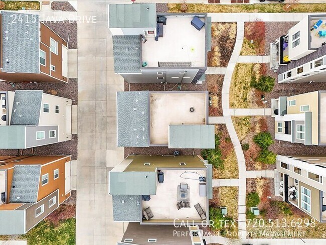 Building Photo - 2415 Java Dr