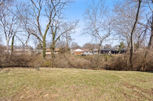 Building Photo - Summerside Ohio- 3 bed, 1 bath, Fenced Yard & Car Port