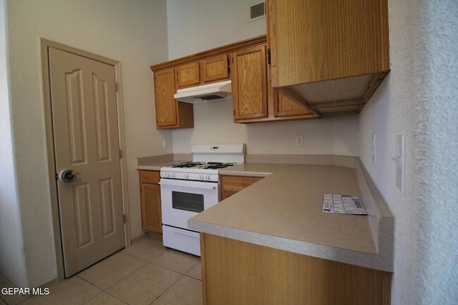 Building Photo - 14009 Robert Ituarte Dr