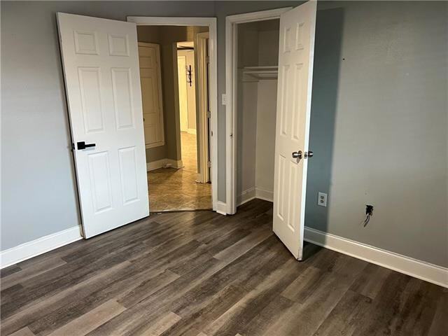 Building Photo - 2716 Riverland Dr